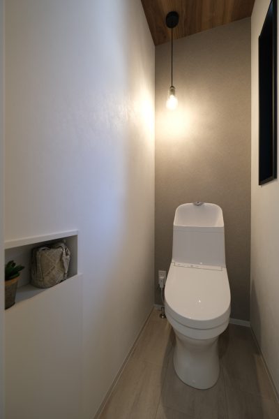 1734760135-400x600.jpg
