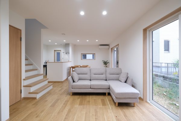 1739599606-600x400.jpg