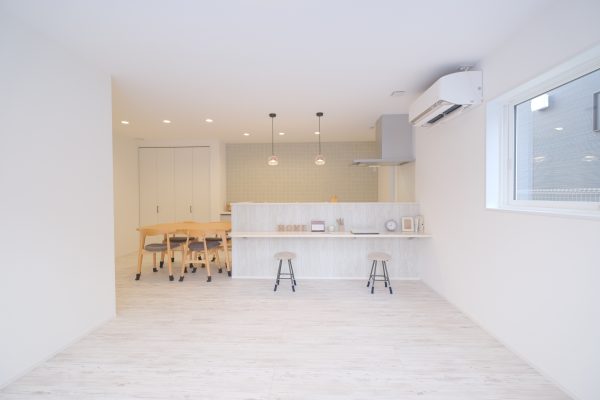 1739774554-600x400.jpg