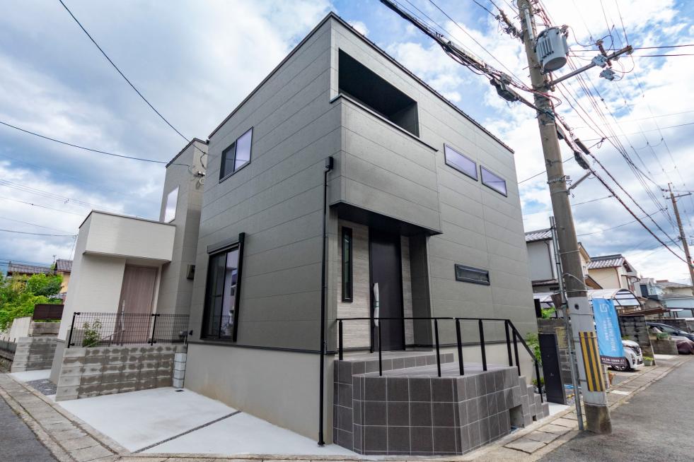 草津市新築戸建2棟同時完成!1号棟シンプルモダンスタイル