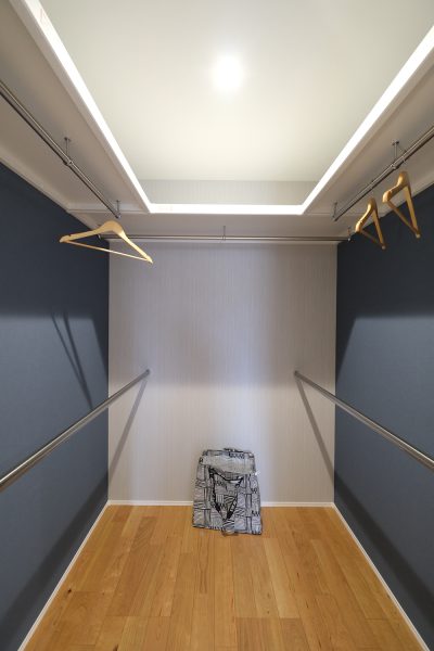 1721898968-400x600.jpg