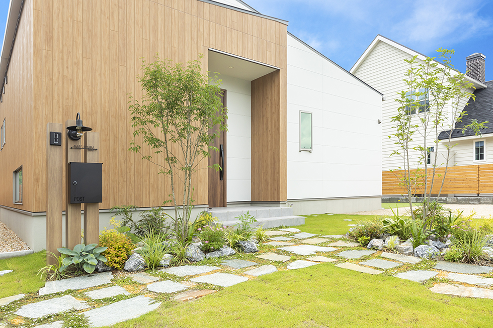 ”木質感が心地よい 平屋の家