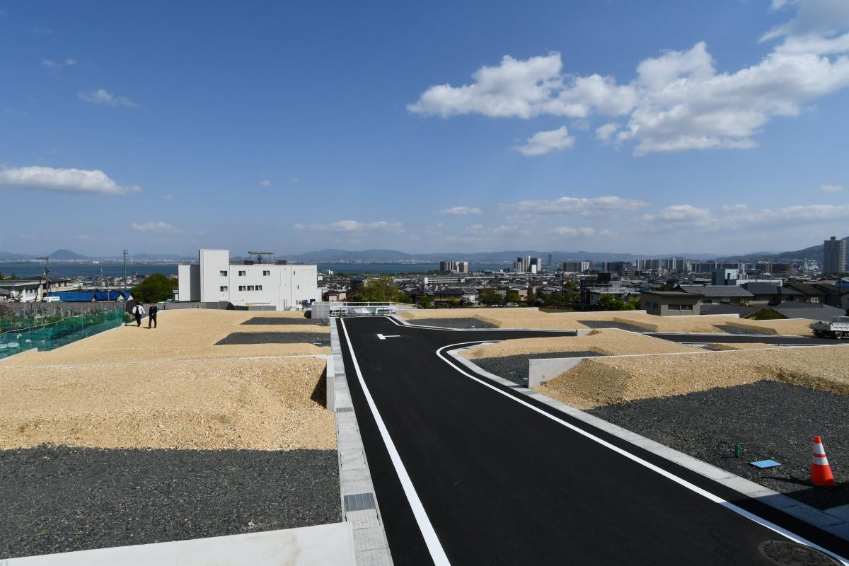 ”花火も眺められる贅沢な立地の分譲地